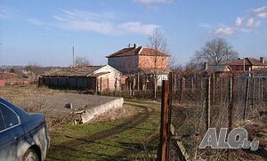 Къща за основен ремонт в Сърнец Одноэтажный 80 кв.м РЗП 2770 кв.м двор | Дома/Дачи | Сърнец