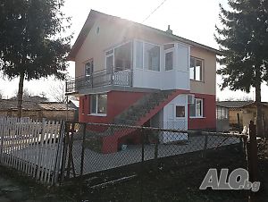 Къща в Дъбовик Одноэтажный 90 кв.м РЗП 2500 кв.м двор | Дома/Дачи | Дъбовик