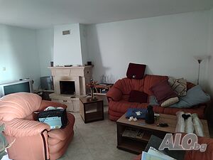 Реновирана къща с голяма квадратура Двухэтажный 200 кв.м РЗП 1760 кв.м двор | Дома/Дачи | Методиево