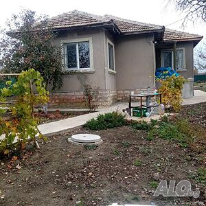 Реновирана къща в Снягово Одноэтажный 120 кв.м РЗП 1800 кв.м двор | Дома/Дачи | Снягово