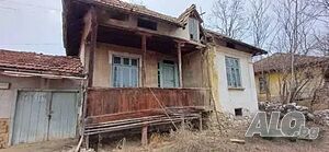 Едноетажна къща в с. Хотница Одноэтажный 60 кв.м РЗП 1500 кв.м двор | Дома/Дачи | Хотница