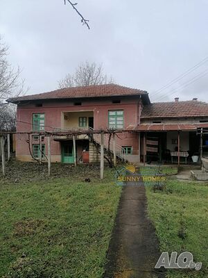 Двуетажна къща в с. Долна Липница Двухэтажный 250 кв.м РЗП 1600 кв.м двор | Дома/Дачи | Долна Липница