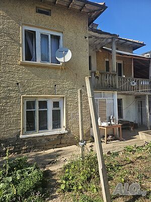 Двуетажна къща в с. Бяла река Двухэтажный 132 кв.м РЗП 990 кв.м двор | Дома/Дачи | Бяла река