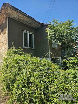 Двуетажна къща в гр. Сухиндол Двухэтажный 75 кв.м РЗП 300 кв.м двор | Дома/Дачи | Сухиндол
