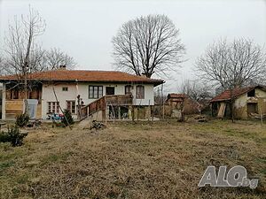 Двуетажна къща в с. Върбица Двухэтажный 250 кв.м РЗП 2000 кв.м двор | Дома/Дачи | Върбица