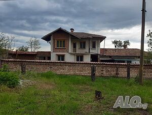 Двуетажна къща с двор в с. Овча Могила Двухэтажный 170 кв.м РЗП 2500 кв.м двор | Дома/Дачи | Овча могила