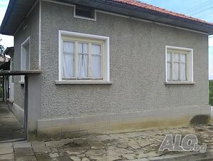 Къща с двор в с. Буря Одноэтажный 80 кв.м РЗП 1250 кв.м двор | Дома/Дачи | Буря