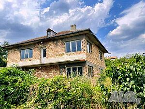 🏡 Продава се къща в с. Ягнило, област Варна 🏡 300 кв.м РЗП 900 кв.м двор | Дома/Дачи | Ягнило