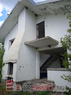 Продава инвестиционен промишлен имот, 306 кв.м, гр. Свищов Промышленное помещение 306 кв.м | Склады, промышленная и сельскохозяйственная недвижимость  | Свищов