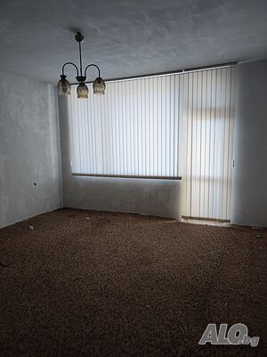 Продавам апартамент Трехкомнатная 70 кв.м Кирпич 1983 г. 4 этаж Последний этаж | Квартиры | Нов Център Смолян