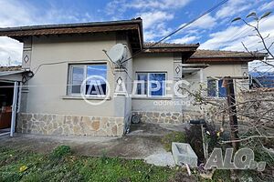 Еднофамилна къща, с. Дриново Одноэтажный 120 кв.м РЗП 1260 кв.м двор | Дома/Дачи | Дриново