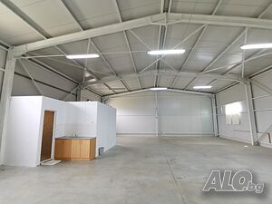 Нов склад 200 кв.м под наем - с. Склаве, на 3 км от автомагистрала Струма Склад 200 кв.м | Склады, промышленная и сельскохозяйственная недвижимость  | с. Склаве, промишлена зона Сандански