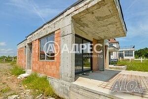 Къща/Вила, Велика, кв. 13, 89 кв.м., 220000 € Одноэтажный 89 кв.м РЗП | Дома/Дачи | Велика