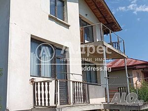 Къща/Вила, Петърч, 194 кв.м., 125000 € Трехэтажный 194 кв.м РЗП 1049 кв.м двор | Дома/Дачи | Петърч