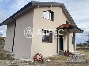 Къща/Вила, Скутаре, 180 кв.м., 220000 € Двухэтажный 180 кв.м РЗП 557 кв.м двор | Дома/Дачи | Скутаре