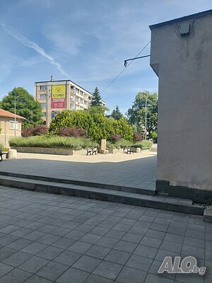 Агенция Адрес продава апартамент Трехкомнатная 82 кв.м Кирпич 1985 г. 6 этаж Не последний | Квартиры | Панагюрище