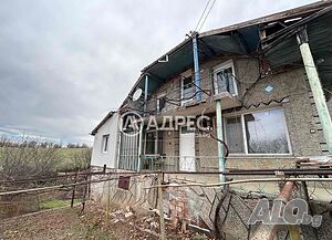 Продава къща в с. Велчево 640788 Двухэтажный 100 кв.м РЗП 1470 кв.м двор | Дома/Дачи | Велчево