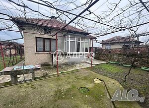 Продава къща в с. Добри дял 684661 Одноэтажный 72 кв.м РЗП 984 кв.м двор | Дома/Дачи | Добри дял