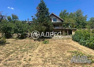 Продава къща в с. Малки чифлик 704101 Трехэтажный 70 кв.м РЗП 1000 кв.м двор | Дома/Дачи | Малки чифлик