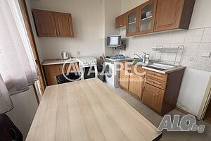 Обзаведен апартамент до Мерканто Двухкомнатная 61 кв.м Панель 1992 г. 5 этаж Не последний | Квартиры | Клуцохор Сливен