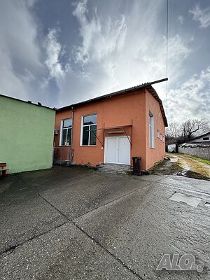 Шивашки цех - Наем/продажба Промышленное помещение 750 кв.м | Склады, промышленная и сельскохозяйственная недвижимость  | Корница