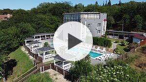 Бутиков комплекс с панорамен бар и басейни край Созопол - готов бизнес Гостиница 550 кв.м двухзвездочный 26 легла Готовый (законченный) Кирпич | Гостиницы, Мотели | Атия