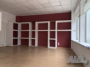 Помещение, Център, 47 кв.м., партер Магазин Офис Медицинский кабинет Салон красоты Другое 47 кв.м Первый наземный этаж | Магазины, Офисы | Център Русе