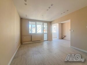 Тристаен апартамент, Център, 93 кв.м., ет. 3/5, ТЕЦ, тухла Трехкомнатная 93 кв.м Кирпич 1973 г. Не последний | Квартиры | Център Русе