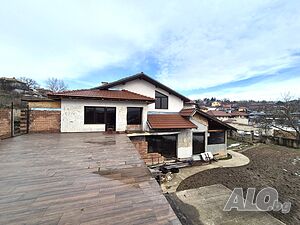 Къща, с. Красен, РЗП - 344 кв.м., двор - 1430 кв.м. Двухэтажный 344 кв.м РЗП 1430 кв.м двор | Дома/Дачи | Красен