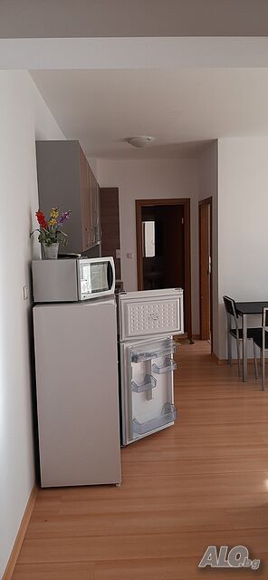 Дава под наем 3 стаен Трехкомнатная 78 кв.м Обставленная Не последний этаж | Квартиры, Комнаты | Съни Дей 6 на 3 км. от Слънчев бряг посока с.Тънково Слънчев бряг (курорт)