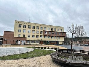 Продава се самостоятелен обект Многокомнатная 174 кв.м Кирпич 1985 г. 3 этаж Последний этаж | Квартиры | Джебел