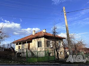 Просторна двуетажна къща област Кюстендил Двухэтажный 202 кв.м РЗП 512 кв.м двор | Дома/Дачи | Богослов