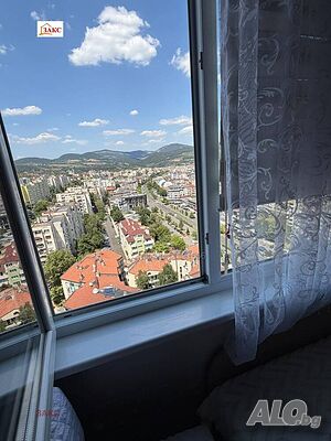 Продавам обзаведен едностаен апартамент Однокомнатная 30 кв.м Кирпич 1990 г. 13 этаж Не последний | Квартиры | Възрожденци Кърджали