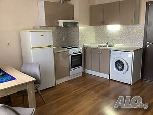 ✅Отдава 2стаен, Център, Халите. Ново стр. ✅Два Климатика. Ново стр. Двухкомнатная 70 кв.м Обставленная Не последний этаж | Квартиры, Комнаты | Център Русе