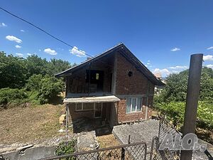 Двуетажна къща в Малко Белово Двухэтажный 178 кв.м РЗП 1070 кв.м двор | Дома/Дачи | Белово