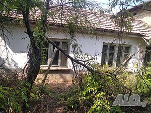 къща с голям двор Двухэтажный 170 кв.м РЗП 3500 кв.м двор | Дома/Дачи | Дъскот