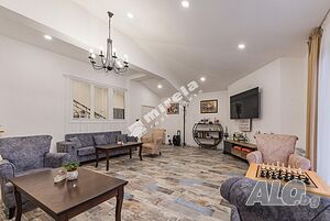 Двуетажна къща под наем с голям двор, басейн и гараж в с. Здравец Двухэтажный 420 кв.м Обставленная | Дома/Дачи | Здравец