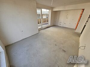 Продава се Трехкомнатная 109 кв.м Кирпич 2024 г. 3 этаж Не последний | Квартиры | Център Кърджали