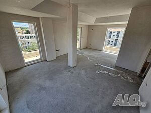 Продава се Трехкомнатная 170 кв.м Кирпич 2024 г. 5 этаж Последний этаж | Квартиры | Студен Кладенец Кърджали