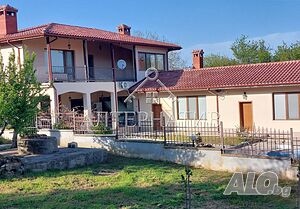 Къща за продажба Двухэтажный 337 кв.м РЗП 1365 кв.м двор | Дома/Дачи | Болярци