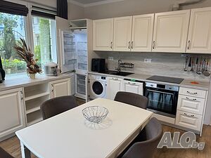 🏡 Прекрасен партерен апартамент в елитния комплекс „Белисити“, Равда - на метри от морето! Трехкомнатная 97 кв.м Кирпич 2016 г. 1 этаж Первый наземный этаж | Квартиры | Равда