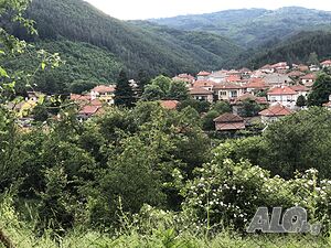 Продавам парцел в град Клисура до гр. Карлово Продажа 1240 кв.м Под застройку (УПИ) С электричеством Водопровод | Участки под застройку, Инвестиционные проекты | ЦЕНТЪРА Клисура