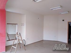 Отдава под наем офис гр. Пещера Офис 30 кв.м Первый этаж | Магазины, Офисы | топ център Пещера