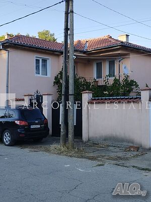 Самостоятелна двуетажна къща Двухэтажный 152 кв.м РЗП 340 кв.м двор | Дома/Дачи | Розовец