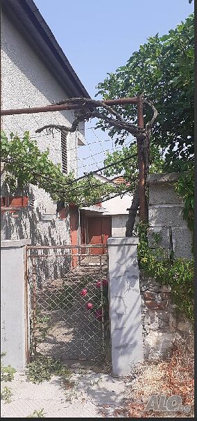 Къща в село Златовръх Двухэтажный 126 кв.м РЗП 900 кв.м двор | Дома/Дачи | Златовръх