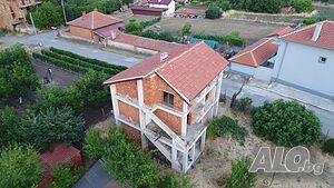 Самостоятелна, триетажна къща с двор в село Безмер, обл. Ямбол Трехэтажный 150 кв.м РЗП 1240 кв.м двор | Дома/Дачи | Безмер
