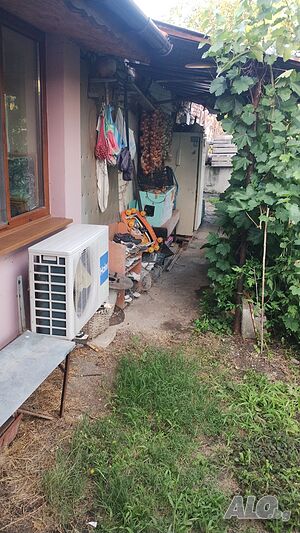 Къща с двор в село Търнава, обл. Ямбол Одноэтажный 30 кв.м РЗП 900 кв.м двор | Дома/Дачи | Търнава