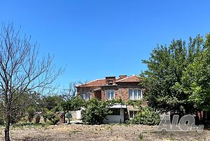 Продавам къща в село Зетьово област Стара Загора Двухэтажный 56 кв.м РЗП 1200 кв.м двор | Дома/Дачи | Зетьово