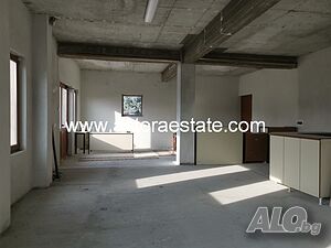 Складово помещение, 200 кв.м., с двор 600 кв.м., под наем, в с. Левуново, на 12 км. от гр. Сандански Склад 200 кв.м | Склады, промышленная и сельскохозяйственная недвижимость  | Левуново