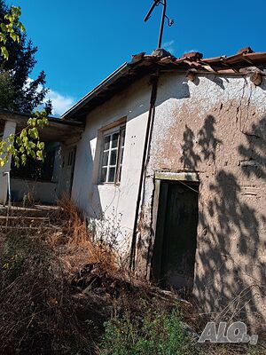 Продавам къща в село Ловец и село Борово Одноэтажный 50 кв.м РЗП 3000 кв.м двор | Дома/Дачи | Ловец